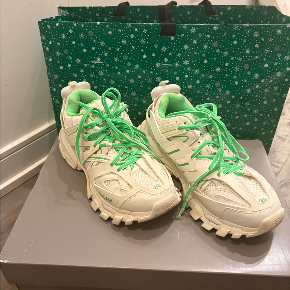 Balenciaga White and Green Sneakers - Picture 1 of 4